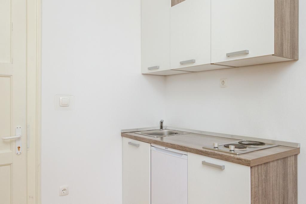 Central Jardin Guest House 斯普利特 客房 照片